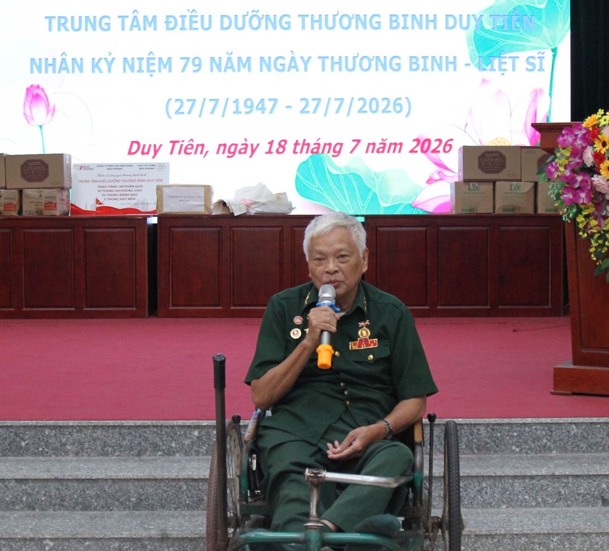 Ông Phạm Minh Liên đang triệu trị tại Trung tâm phát biểu cảm ơn Ông Phạm Minh Liên đang triệu trị tại Trung tâm phát biểu cảm ơn