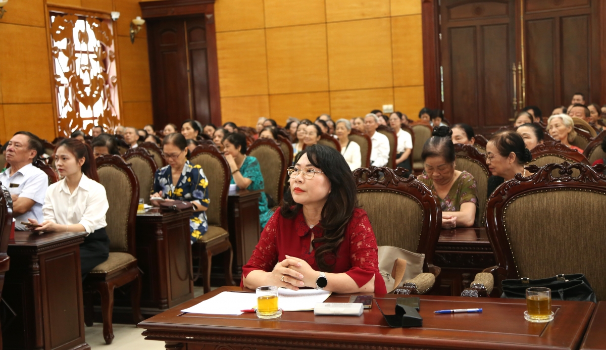 Các đại biểu tham dự tọa đàm Các đại biểu tham dự tọa đàm