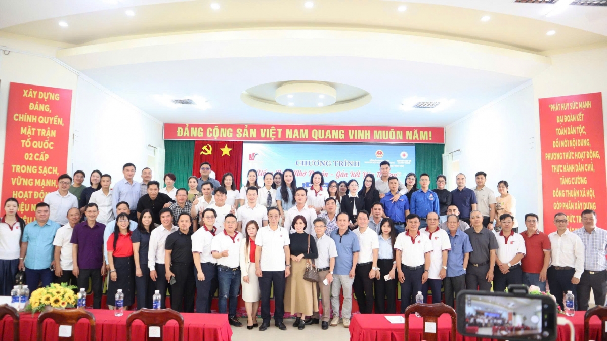Học viện Tư pháp – Cơ sở TP. Hồ Chí Minh: Tổ chức về nguồn tri ân Thương binh - Liệt sĩ Học viện Tư pháp – Cơ sở TP. Hồ Chí Minh: Tổ chức về nguồn tri ân Thương binh - Liệt sĩ