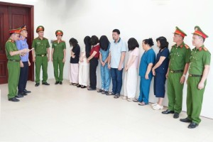 Triệt xóa đường dây núp bóng phòng khám "vẽ bệnh" để lừa dối khách hàng