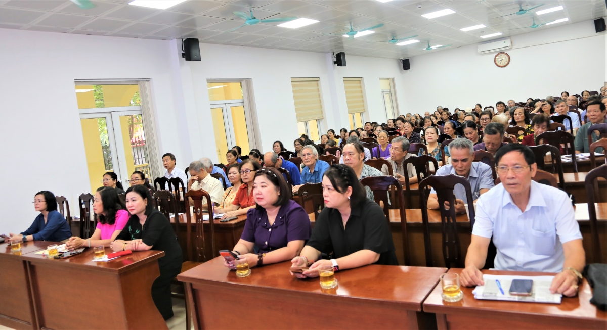 Phường Nghĩa Đô tập huấn nâng cao năng lực cán bộ Hội Người cao tuổi Phường Nghĩa Đô tập huấn nâng cao năng lực cán bộ Hội Người cao tuổi