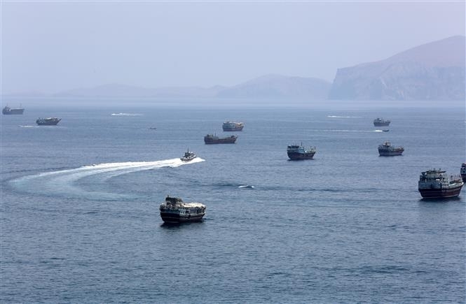 Quang cảnh eo biển Hormuz ngày 20/6/2026.            Ảnh: TTXVN 