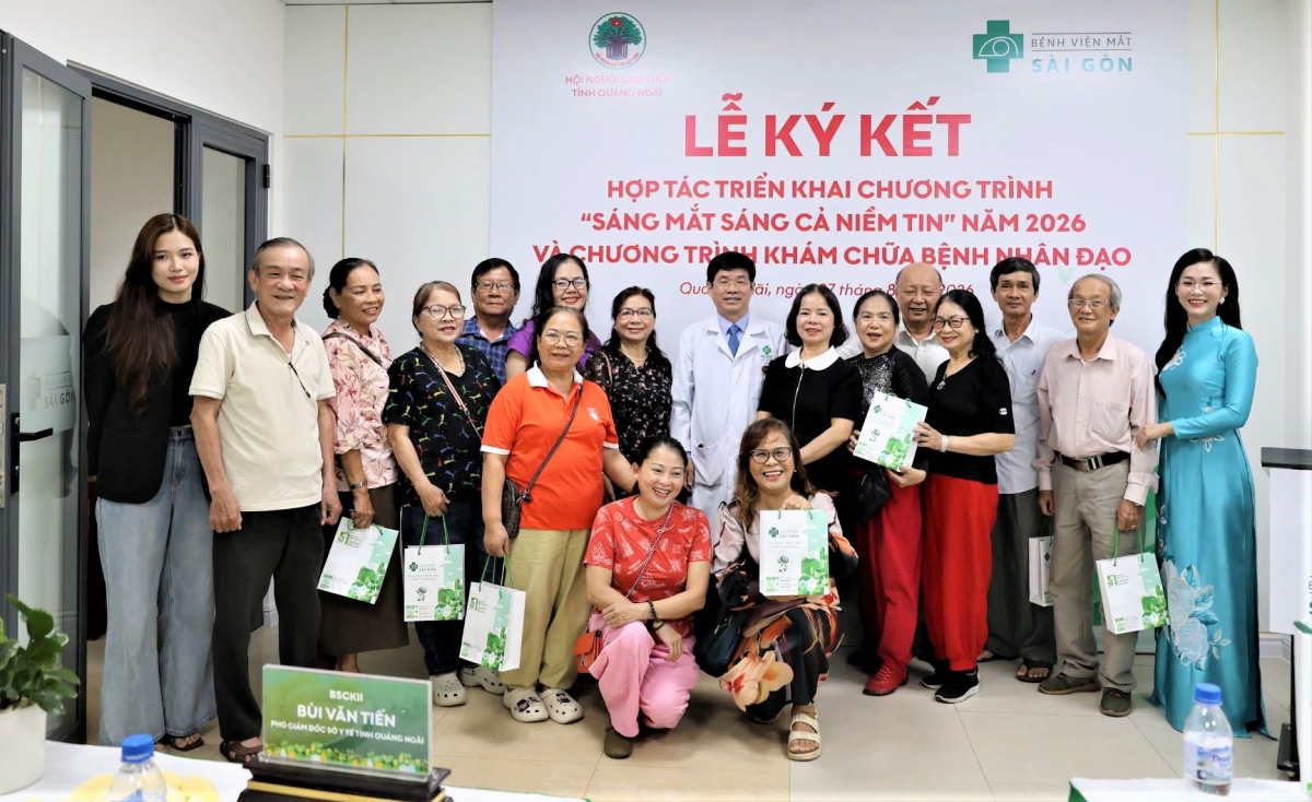 Các đại biểu tham dự chương trình