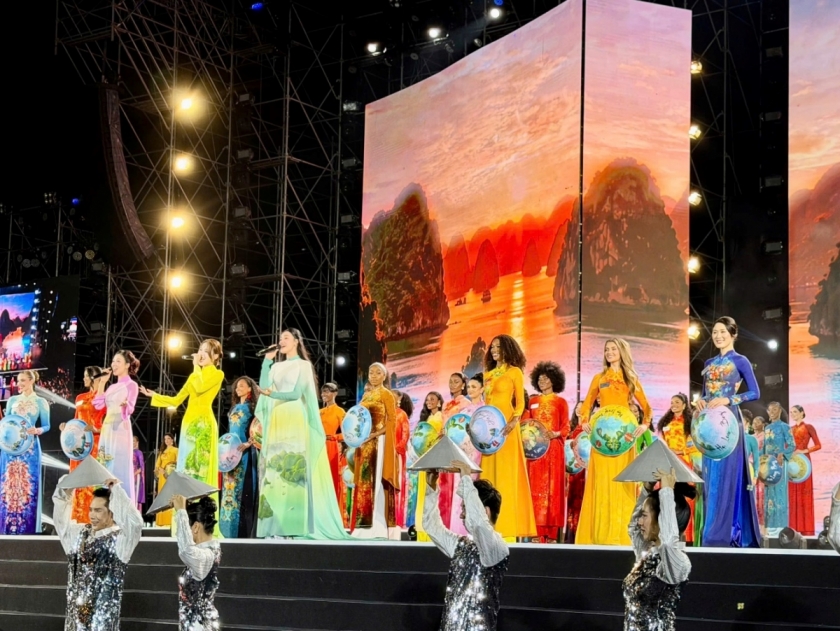 Quảng Ninh: Khai mạc Cuộc thi Miss World lần thứ 73 Quảng Ninh: Khai mạc Cuộc thi Miss World lần thứ 73