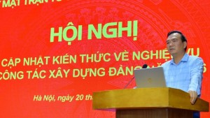 Nâng cao năng lực tham mưu, gắn với thực tiễn trong công tác xây dựng Đảng