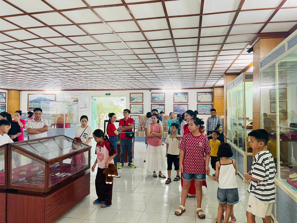 Ban Quản lý Di sản Thành Nhà Hồ chuẩn bị chu đáo các điều kiện phục vụ khách du lịch dịp Quốc khánh 2/9 và những tháng cuối năm 2026