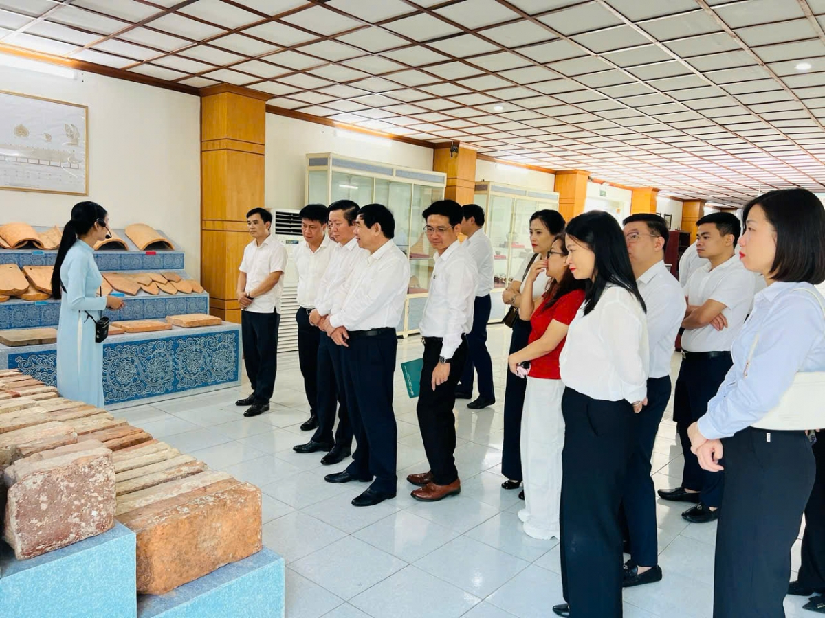 Ban Quản lý Di sản Thành Nhà Hồ chuẩn bị chu đáo các điều kiện phục vụ khách du lịch dịp Quốc khánh 2/9 và những tháng cuối năm 2026