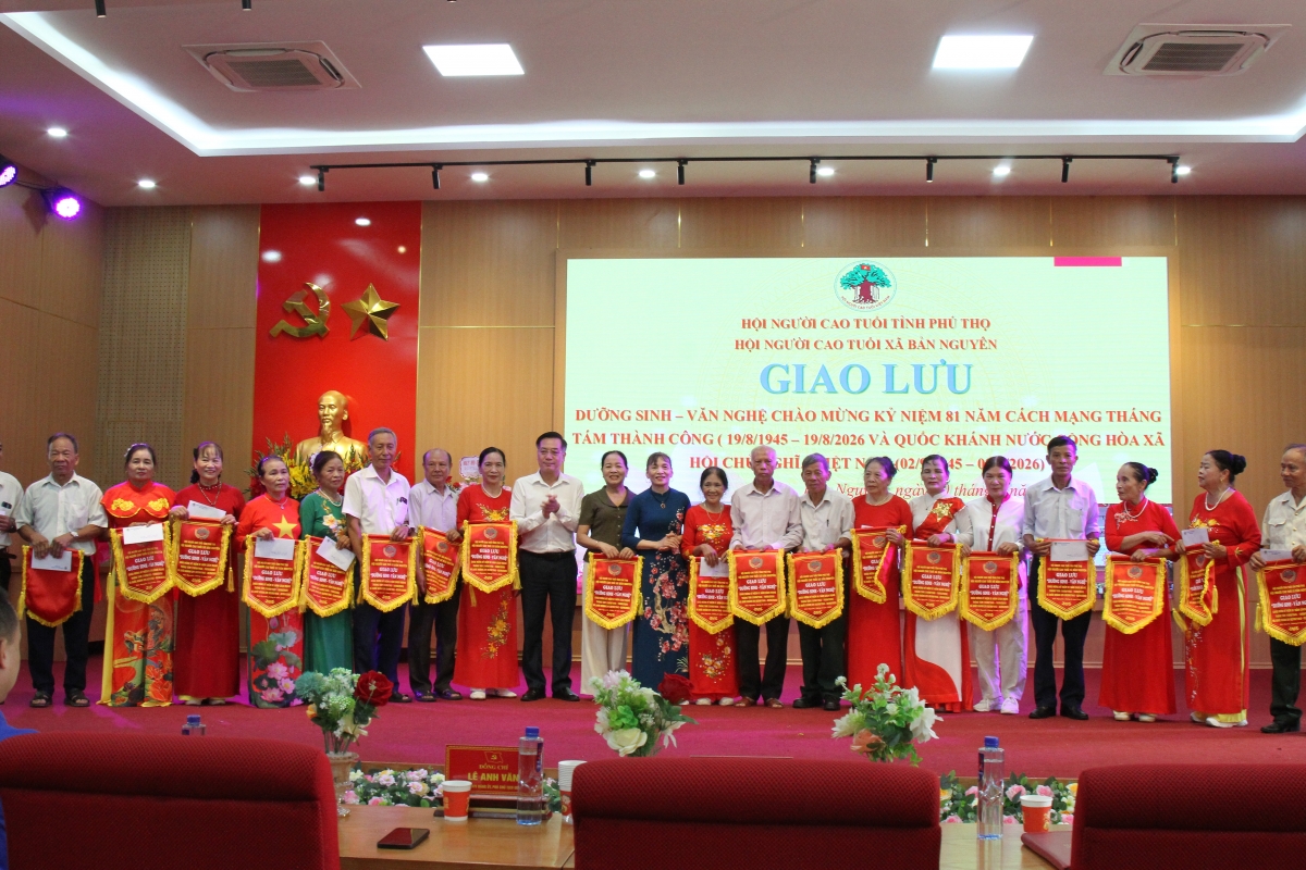 Người cao tuổi Bản Nguyên sống vui, sống khỏe từ những phong trào cộng đồng