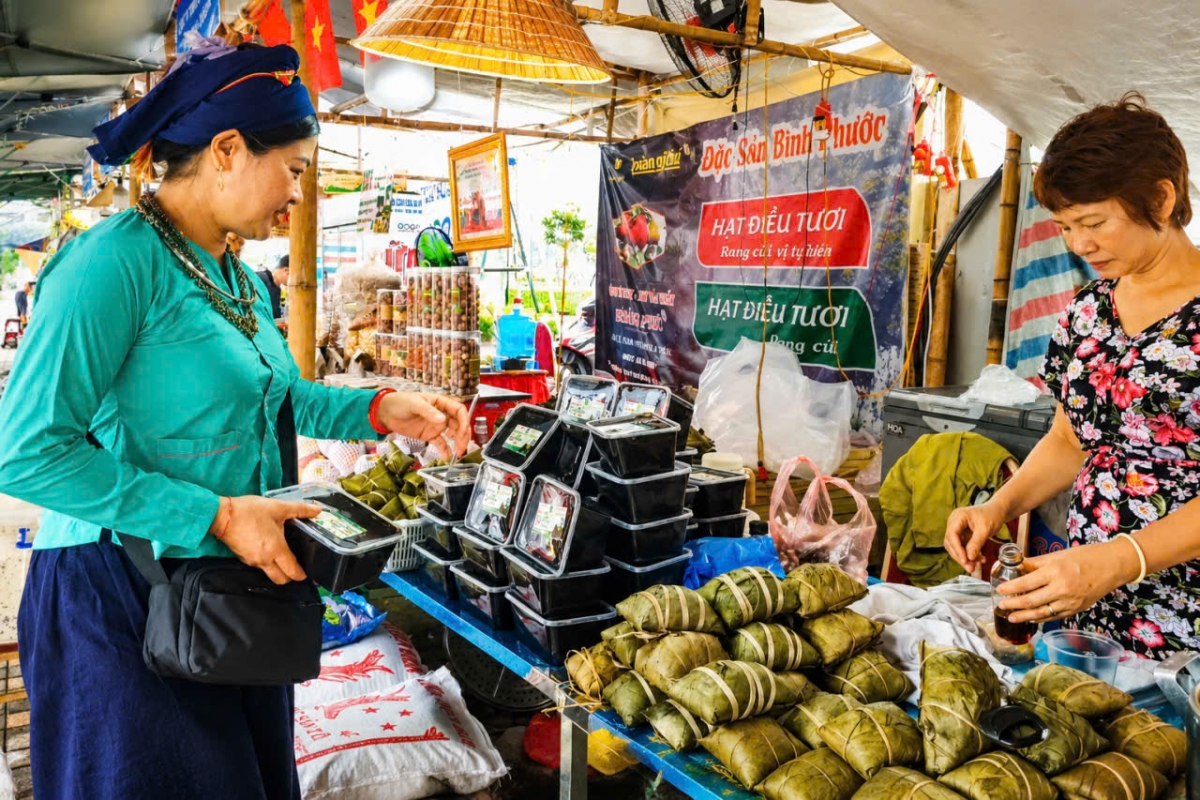Sắc màu biển đảo, biên cương giữa không gian biển Sầm Sơn