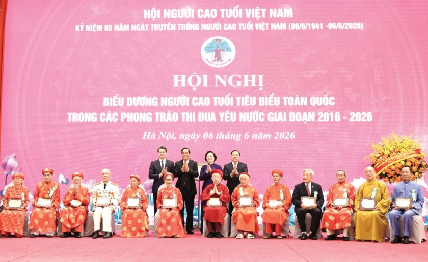 Hội nghị biểu dương NCT tiêu biểu toàn quốc trong các phong trào thi đua yêu nước giai đoạn 2016-2026 Hội nghị biểu dương NCT tiêu biểu toàn quốc trong các phong trào thi đua yêu nước giai đoạn 2016-2026