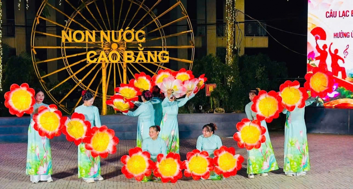 Tiết mục văn nghệ chào mừng