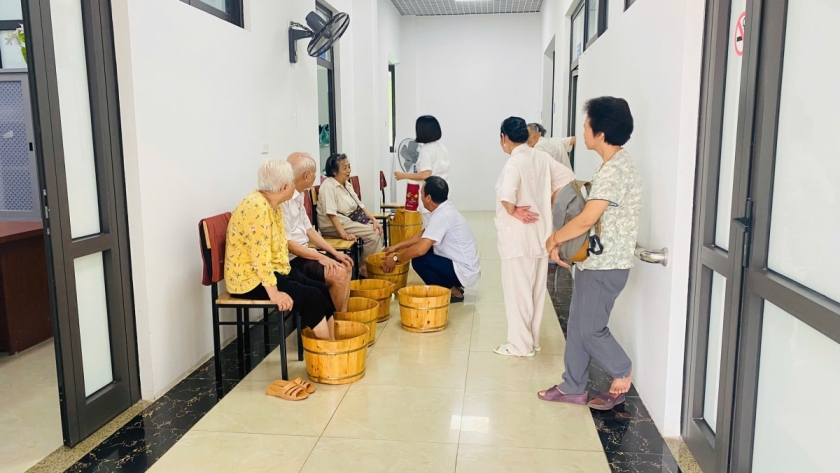 Trải nghiệm mô hình chăm sóc NCT ban ngày tại Hà Nội Trải nghiệm mô hình chăm sóc NCT ban ngày tại Hà Nội