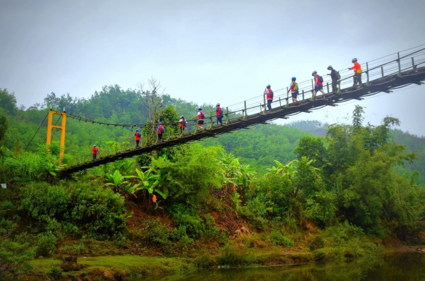 Trở mình trong giấc mơ thiên đường Trở mình trong giấc mơ thiên đường