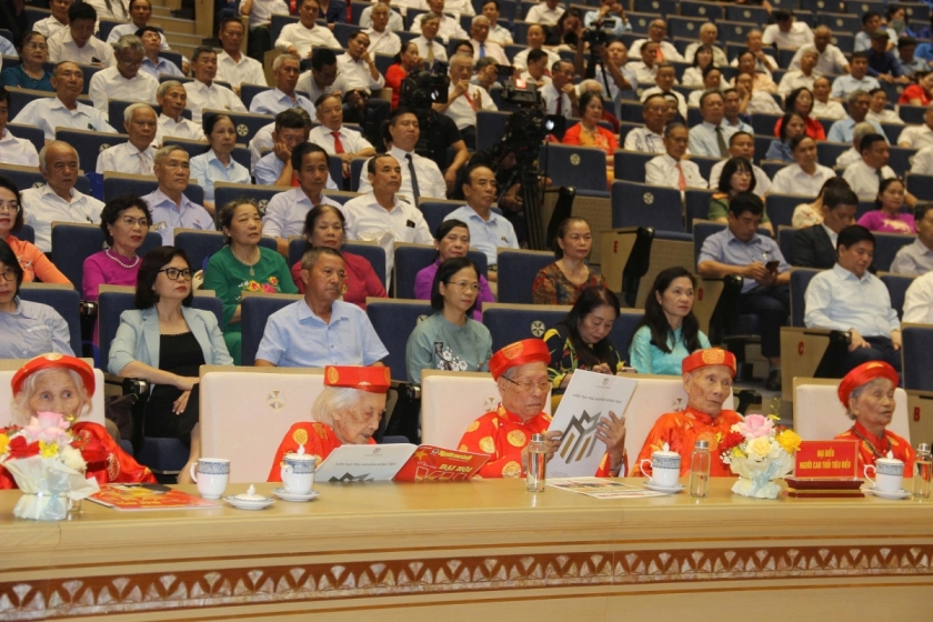 Tháng hành động vì Người cao tuổi Việt Nam năm 2026:  Cộng đồng chung tay chăm sóc tích hợp người cao tuổi trong xu thế già hóa dân số