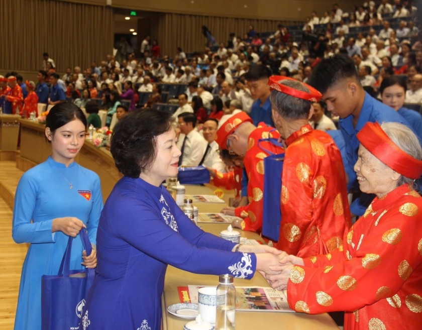 Tháng hành động vì Người cao tuổi Việt Nam năm 2026:  Cộng đồng chung tay chăm sóc tích hợp người cao tuổi trong xu thế già hóa dân số