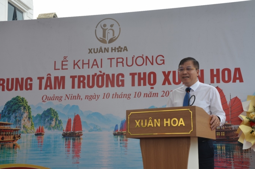      Ông Nguyễn Anh Tuấn, Phó Giám đốc Sở Y tế thành phố Quảng Ninh phát biểu tại lễ khai trương Trung tâm dưỡng lão trường thọ Xuân Hoa.