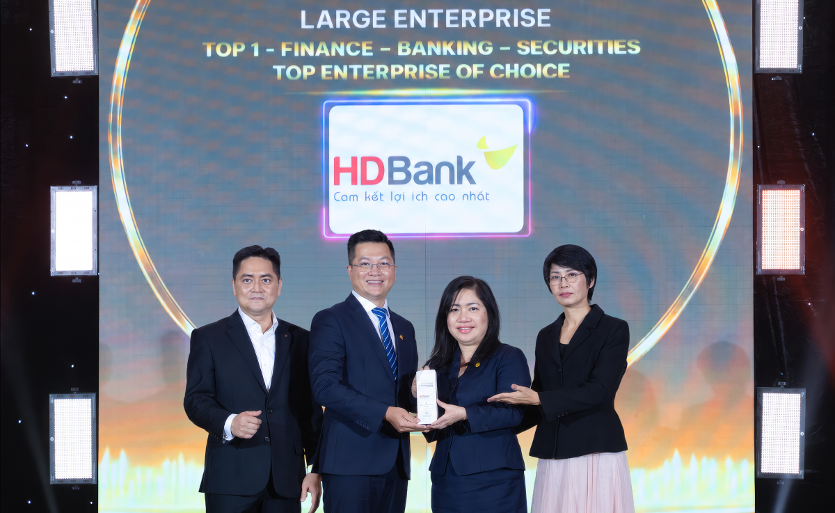 HDBank 5 năm liên tiếp dẫn đầu Top Doanh nghiệp được yêu thích ngành Tài chính - Ngân hàng - Chứng khoán HDBank 5 năm liên tiếp dẫn đầu Top Doanh nghiệp được yêu thích ngành Tài chính - Ngân hàng - Chứng khoán