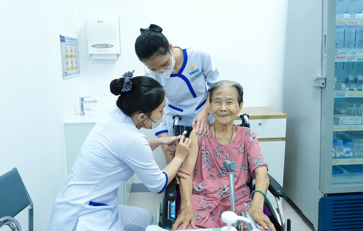 Cúm A có thể gây suy hô hấp nặng ở người cao tuổi