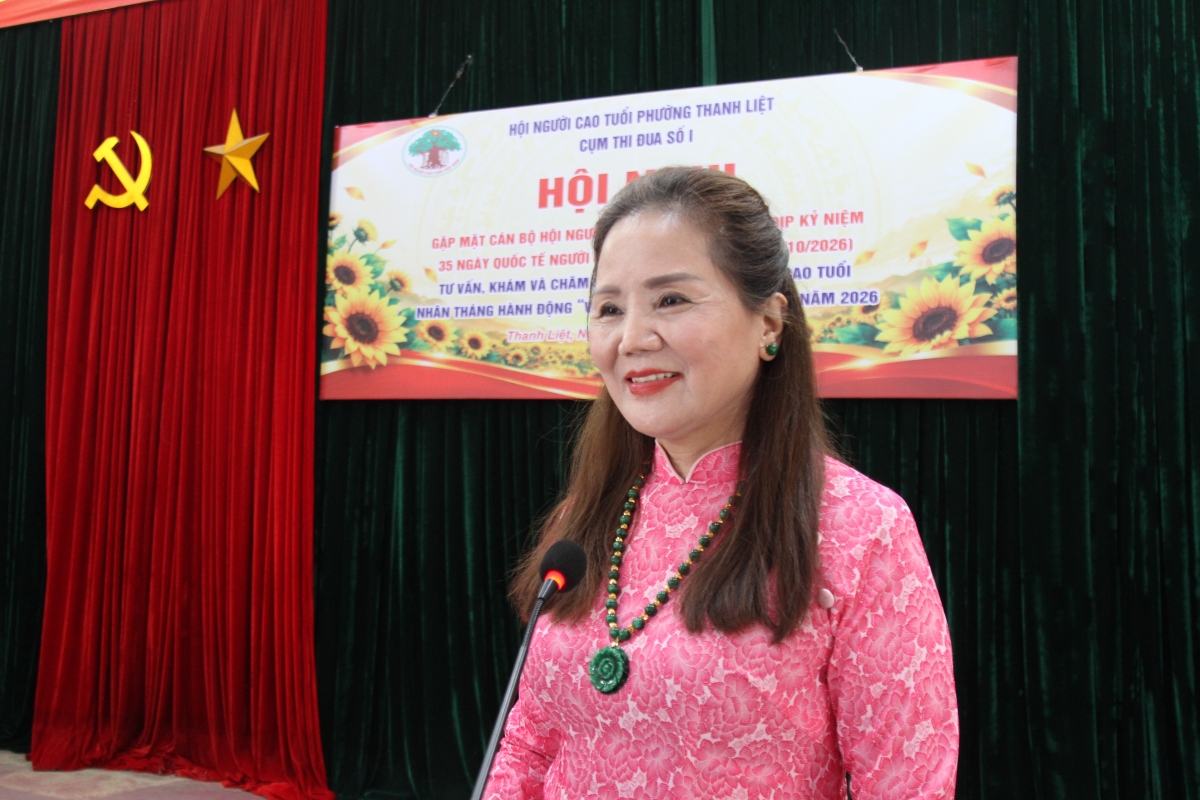 Bà Nguyễn Thị Thu Hường, Chủ tịch Hội NCT phường Thanh Liệt, TP Hà Nội phát biểu tại buổi Gặp mặt Bà Nguyễn Thị Thu Hường, Chủ tịch Hội NCT phường Thanh Liệt, TP Hà Nội phát biểu tại buổi Gặp mặt