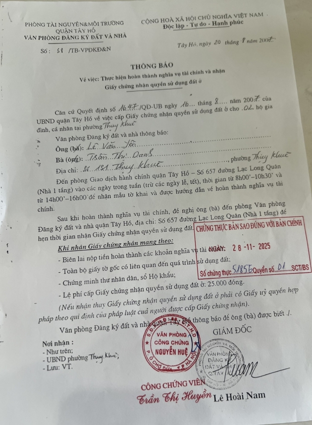 Thông báo hoàn thành mọi thủ tục nghĩa vụ tài chính để cấp giấy sổ đỏ nhưng đến nay gần 20 năm sau lại cho rằng sổ đỏ vô hiệu và giao dịch mua bán vô hiệu thì ông Yên cho rằng đó là điều vô lý.