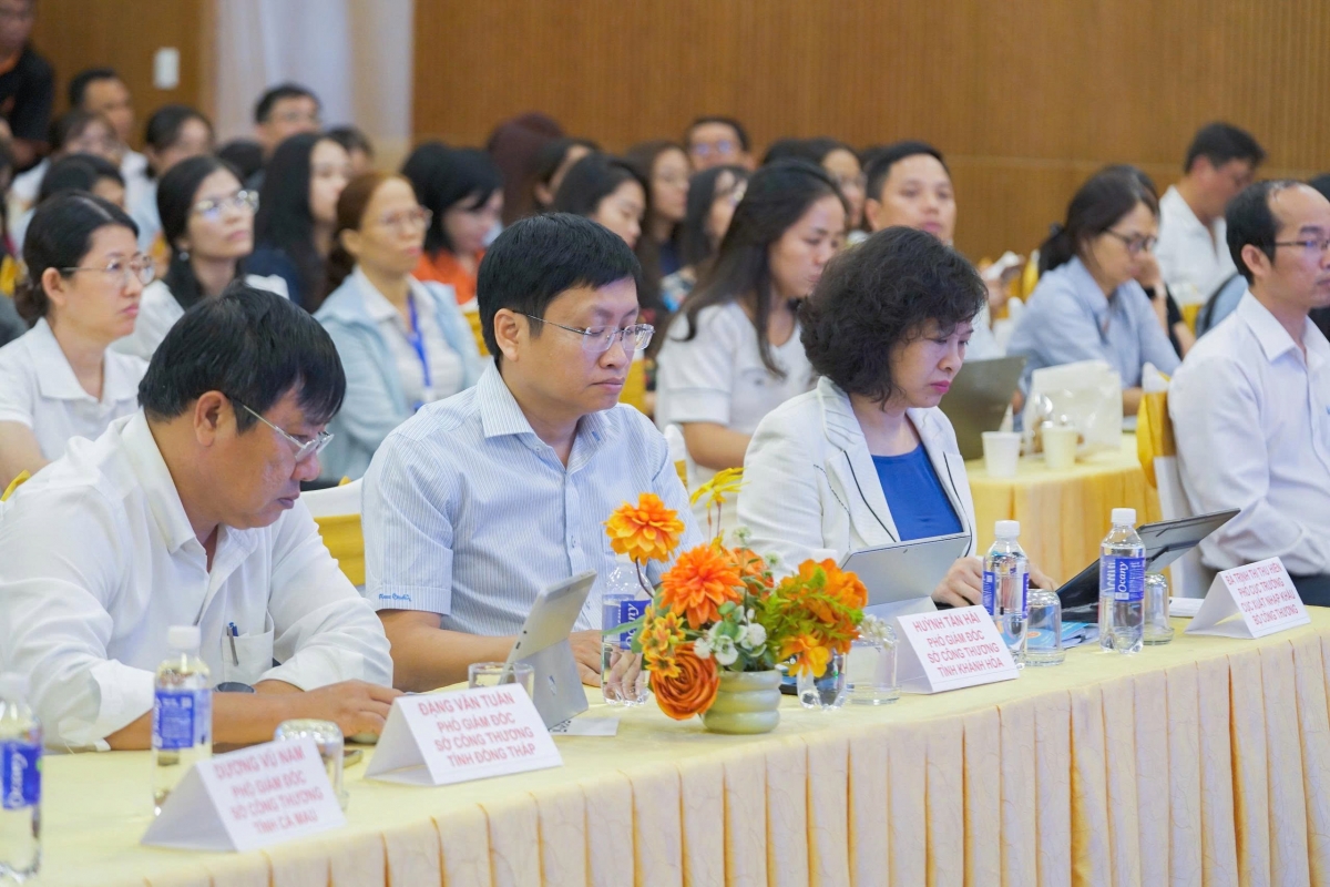 Doanh nghiệp phải minh bạch xuất xứ hàng hóa, tránh nhầm lẫn sản phẩm Việt Nam Doanh nghiệp phải minh bạch xuất xứ hàng hóa, tránh nhầm lẫn sản phẩm Việt Nam