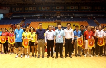 Giải bóng chuyền hơi trung cao tuổi toàn quốc lần thứ VI năm 2019, Cúp Động Lực